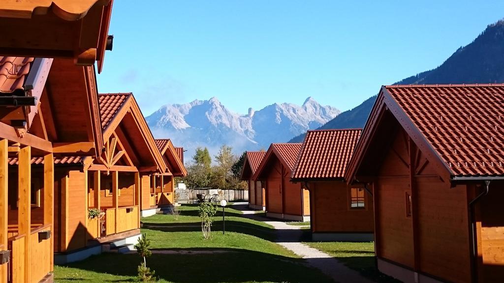Chaletdorf Zellersee マイスホーフェン エクステリア 写真