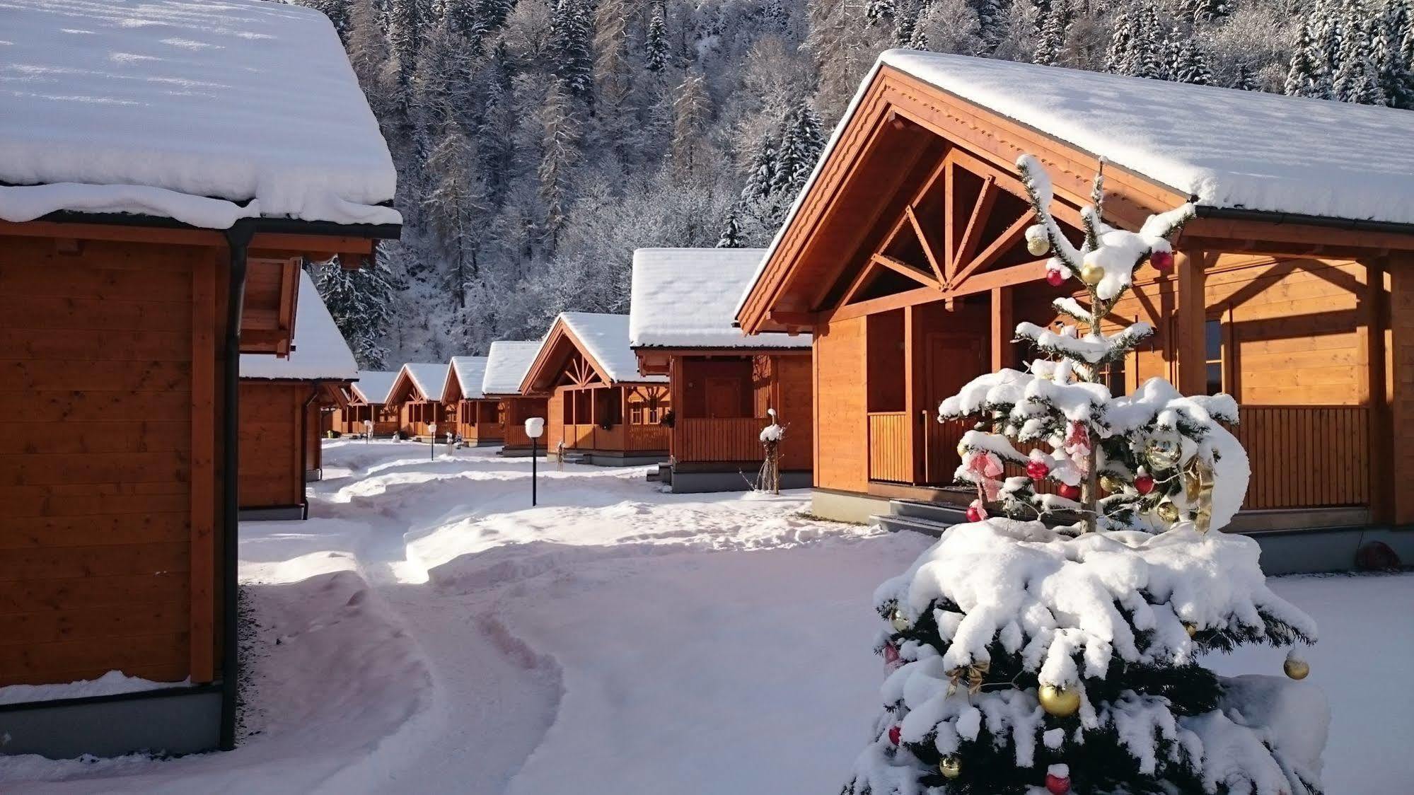 Chaletdorf Zellersee マイスホーフェン エクステリア 写真
